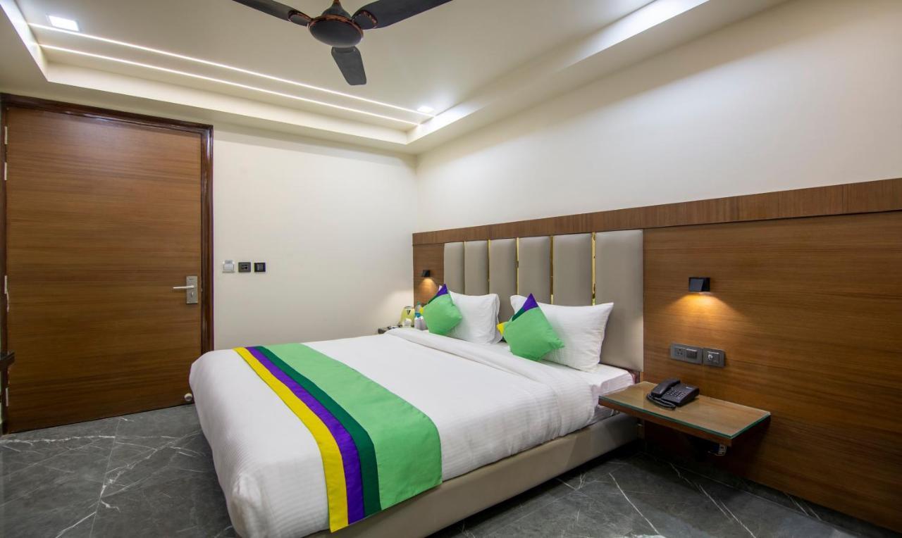 Treebo Royal Comfort Nowe Delhi Zewnętrze zdjęcie