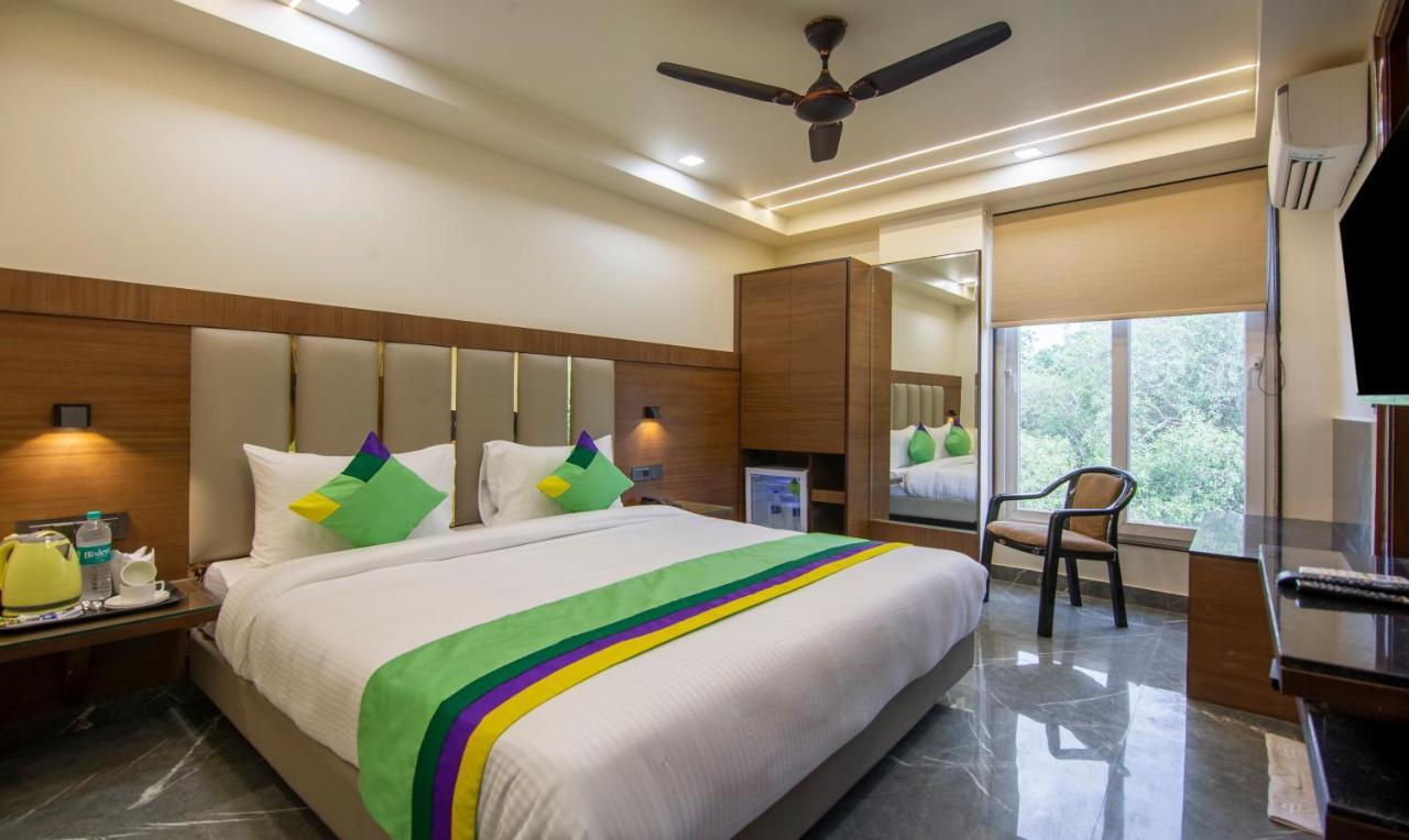 Treebo Royal Comfort Nowe Delhi Zewnętrze zdjęcie